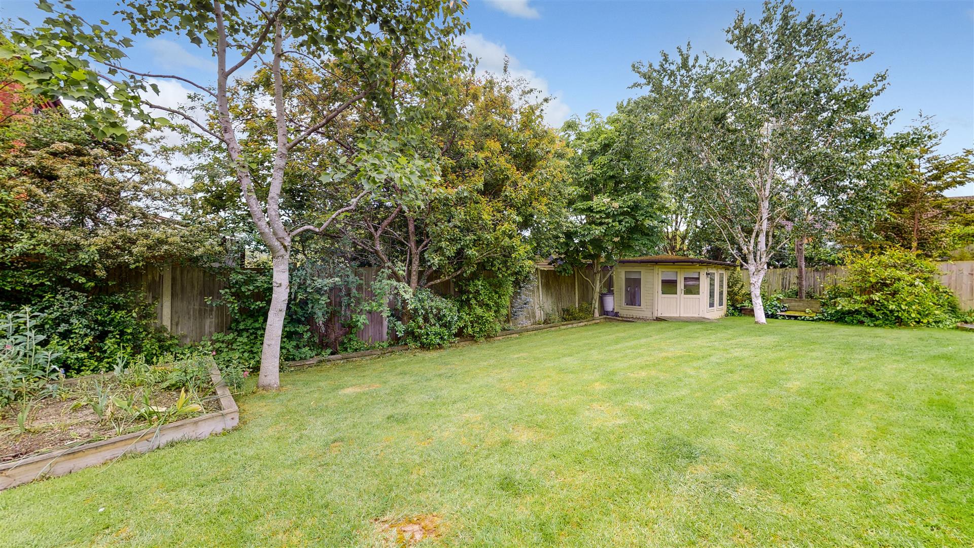 Chatsworth, Great Holm, Milton Keynes